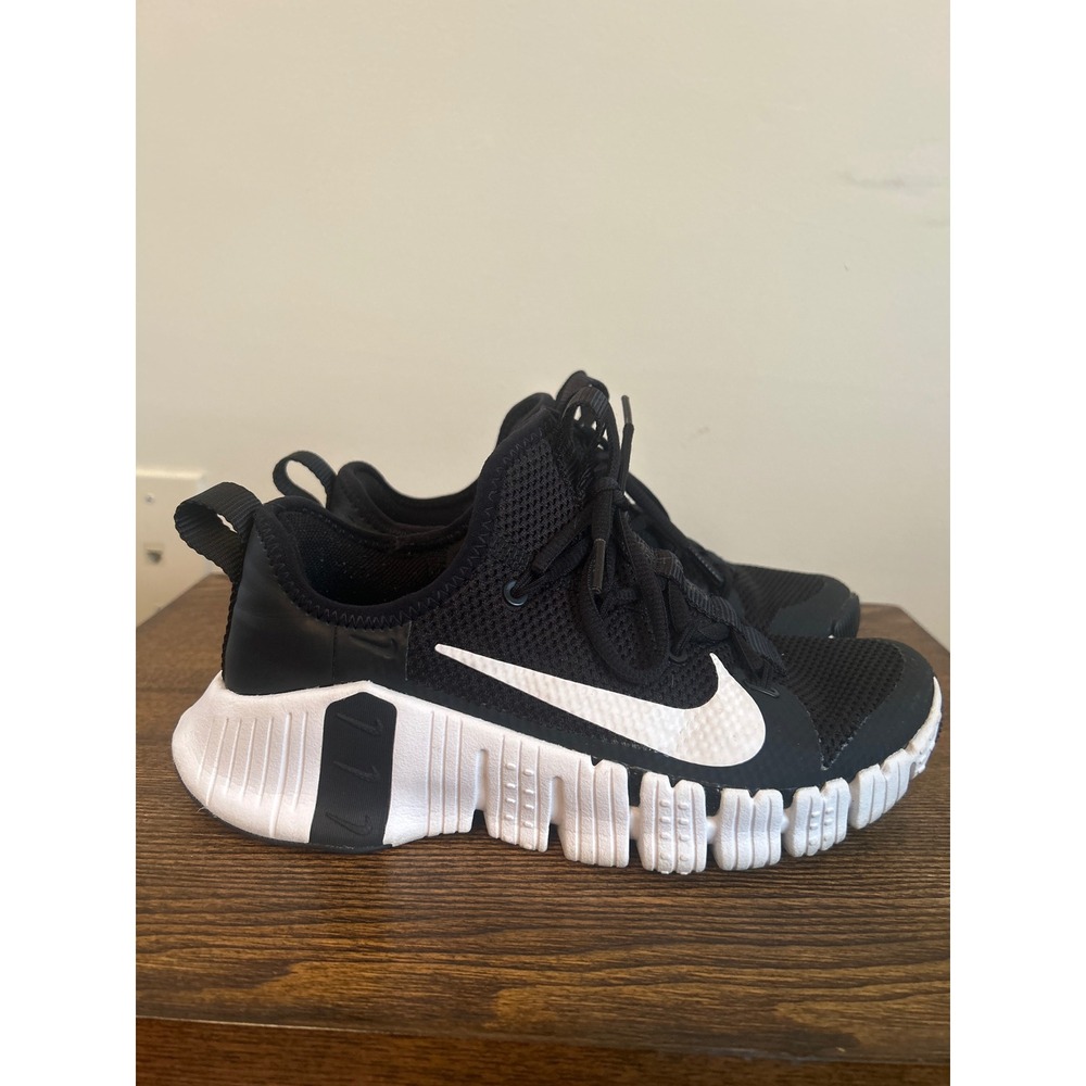 Nike Free Metcon 3 Women's Training Shoes Black White CJ6314-010 US 6.5